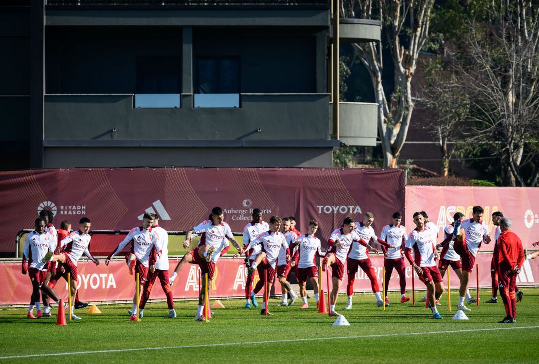 Roma, secondo allenamento dell’anno: Dovbyk torna in gruppo – FOTO GALLERY - immagine 12