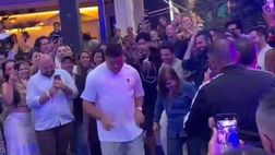 VIDEO / Ronaldo, doppio passo… fuori dal campo: eccolo in versione ballerino