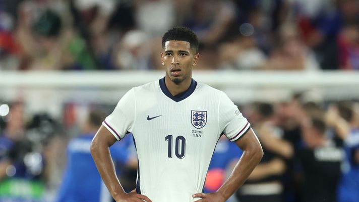 Inghilterra, Bellingham sbotta: “Ehi, fate un c**** di passaggio” - immagine 1