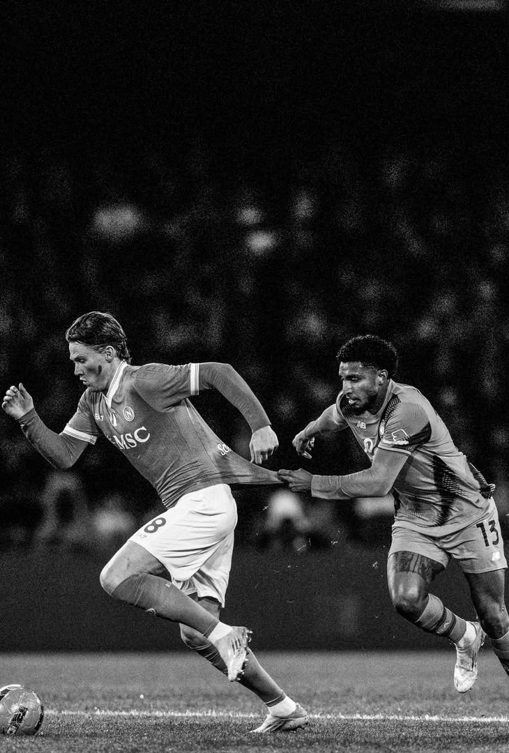 Ricomincio da tre, il Napoli si rialza: abbracci e sorrisi tra gli azzurri – LE FOTO - immagine 12