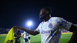 Thuram scaccia via crisi e voci di mercato. Ruolo centrale per l’Inter: “Intenzione club è di…”