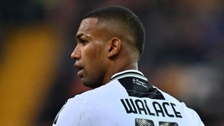 UDINE, ITALY - NOVEMBER 12: Walace of Udinese Calcio during the Serie A TIM match between Udinese Calcio and Atalanta BC at Dacia Arena on November 12, 2023 in Udine, Italy. (Photo by Alessandro Sabattini/Getty Images) FLASH – Accordo e sorpasso sul Corinthians: Walace lascia l’Udinese e la Serie A - immagine 1
