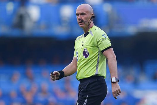 L’arbitro Taylor, la Roma e la notte di Budapest: “Non ho commesso errori gravi”- immagine 3
