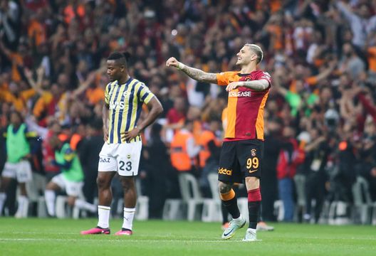 (Photo by Ahmad Mora/Getty Images) Fenerbahce, Jorge Jesus vince la coppa di Turchia ma se ne va: paga i 2 derby persi con il Galatasaray- immagine 2