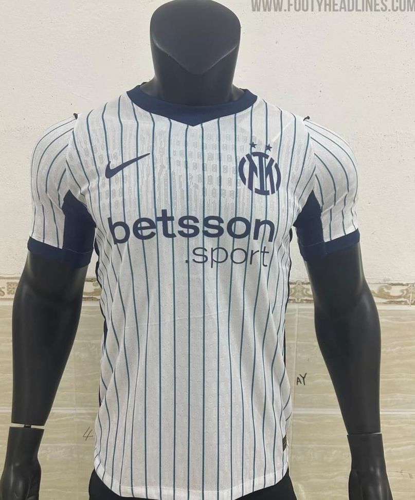 Inter, le foto di quella che sarà la maglia away 26-27: i dettagli della divisa- immagine 2