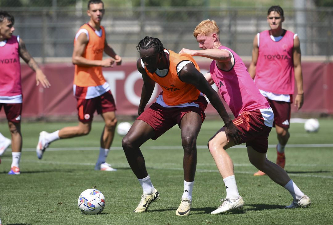 Roma, quarto giorno di ritiro a Trigoria – FOTO GALLERY - immagine 15