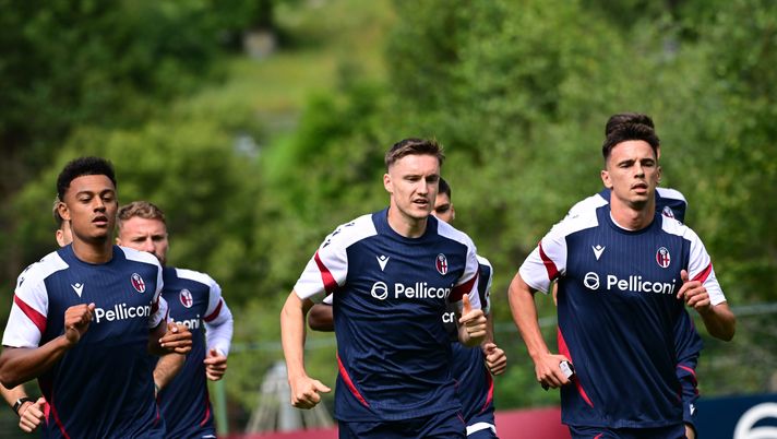 Qui Valles – Ndoye rientra, nessun problema per Immobile: il Bologna chiude il ritiro - immagine 1