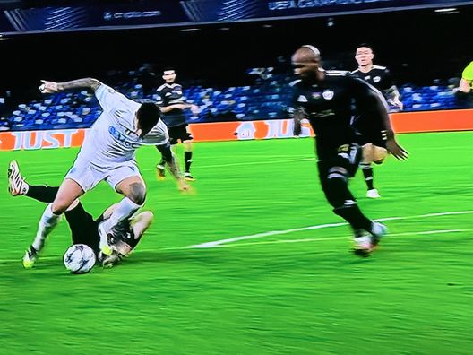 FINALE! Napoli-Qarabag 2-0: gli azzurri vincono grazie a McTominay e a un autogol - immagine 6