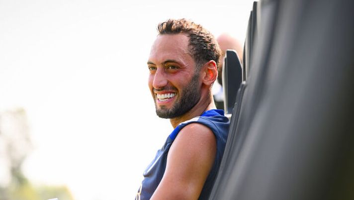 Calhanoglu: “Mai pensato di andar via dall’Inter! Taremi e il Pallone d’Oro a Lautaro…” - immagine 1