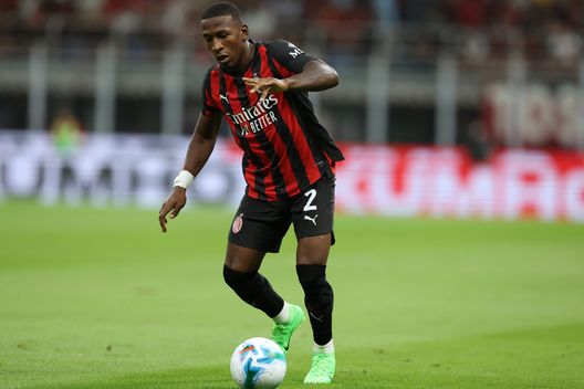 (Photo by Claudio Villa/AC Milan via Getty Images) Estupinan: non un terzino epocale, ma un giocatore duttile e concentrato- immagine 5