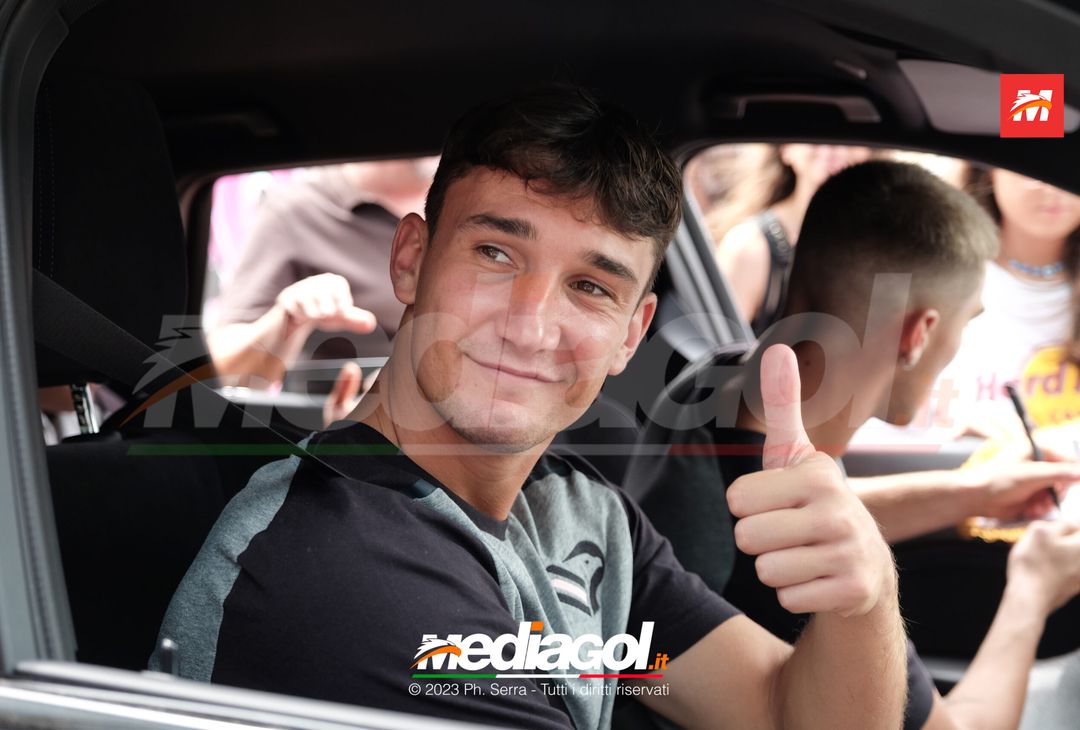 FOTO Reggiana-Palermo, il Palermo in partenza dal ‘Renzo Barbera’ (GALLERY) - immagine 39