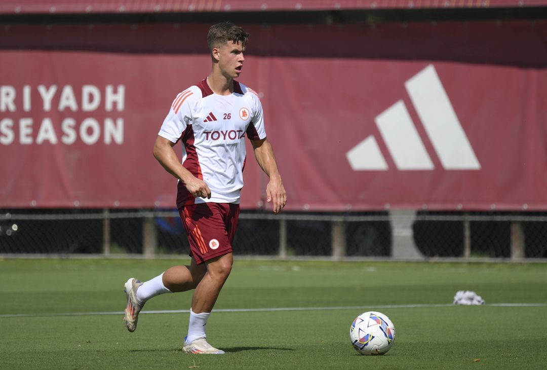 Trigoria, ripresa degli allenamenti in vista del Venezia – FOTO GALLERY - immagine 17