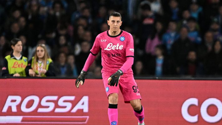 NAPLES, ITALY - MARCH 11: Pierluigi Gollini of SSC Napoli during the Serie A match between SSC Napoli and Atalanta BC at Stadio Diego Armando Maradona on March 11, 2023 in Naples, Italy. (Photo by Francesco Pecoraro/Getty Images) gollini