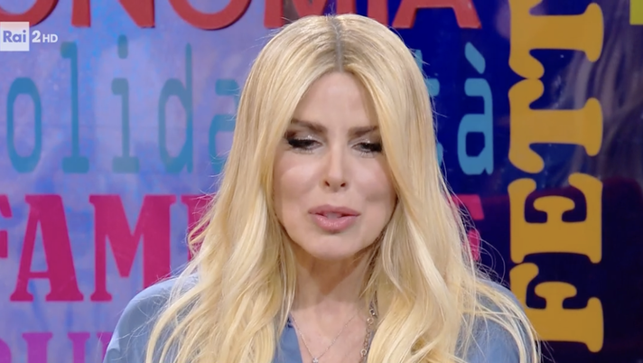Loredana Lecciso: “Con Romina tempo della pace: voglio famiglia allargata” Loredana Lecciso: “Con Romina tempo della pace: voglio famiglia allargata” - immagine 1