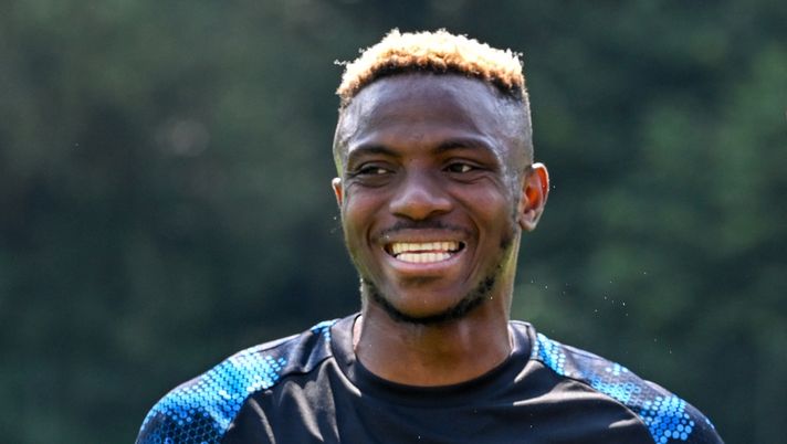 Romano: “Osimhen al bivio: a che punto sono le trattative con Chelsea e Al Ahli, i dettagli” - immagine 1