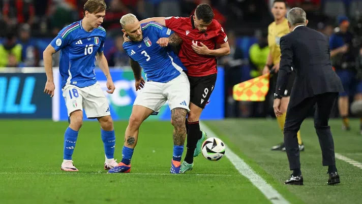 Italia, Dimarco: “Bravi a rimontare e reagire al mio errore. Importante rialzarsi” - immagine 1