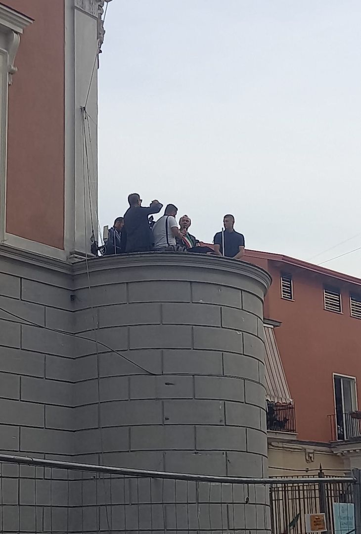 GALLERY Buongiorno diventa cittadino onorario di Cardito: la consegna delle chiavi - immagine 5