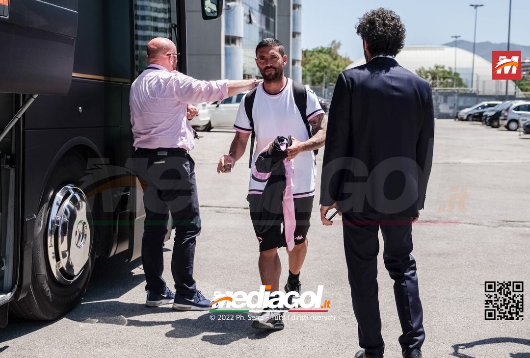 FOTO Palermo, Brunori e compagni in partenza per Chiavari: la gallery - immagine 15