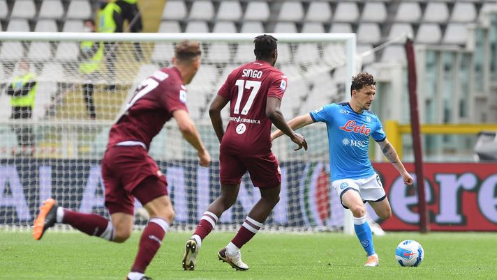 TURIN, ITALY - MAY 07: Mario Rui of Napoli during the Serie A match between Torino FC and SSC Napoli at Stadio Olimpico di Torino on May 07, 2022 in Turin, Italy. (Photo by SSC NAPOLI/SSC NAPOLI via Getty Images)