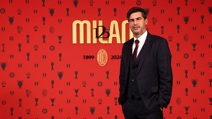 MILAN, ITALY - DECEMBER 16: Paulo Fonseca attends AC Milan 125 Years Party at Armani Silos on December 16, 2024 in Milan, Italy. (Photo by Sara Cavallini/AC Milan via Getty Images)  E in caso di risultato negativo del Milan a Verona? Ecco le risposte… - immagine 1
