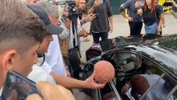 VIDEO Roma, clima teso a Trigoria dopo l’esonero di De Rossi: “Pascolate in campo!”