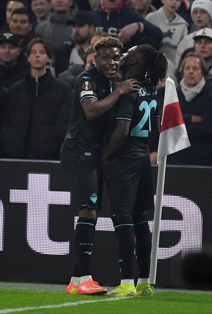 Dele-Bashiru e Tchaouna