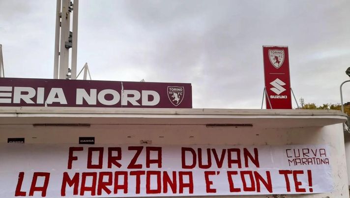 Torino, la Curva incoraggia Zapata: striscione per il colombiano - immagine 1