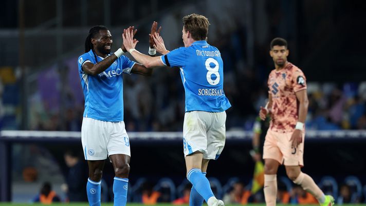 Conte conferma il 3-4-2-1 con il Lecce, cambio modulo rimandato al finale di stagione - immagine 1