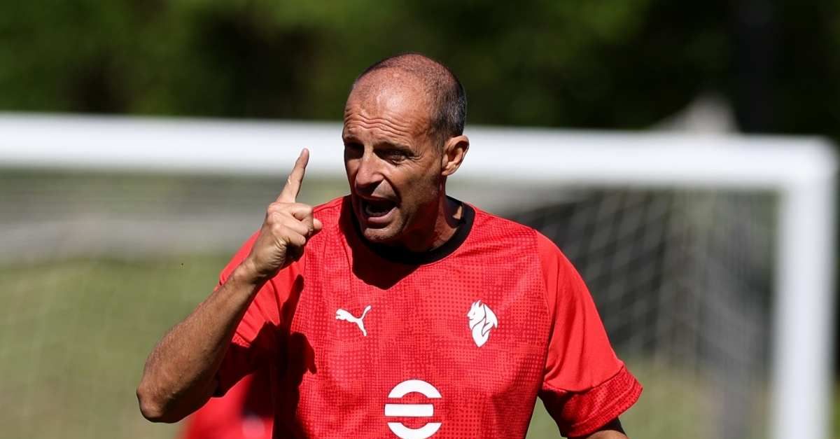 Pellegatti sarcastico: “Quanto traffico sul carro di Allegri. Milan Lecce piccante” Pellegatti sarcastico: “Quanto traffico sul carro di Allegri. Milan Lecce piccante”