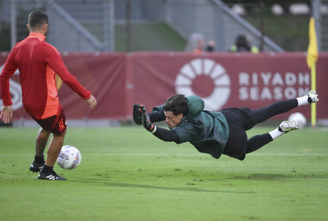 Roma, l’allenamento a Trigoria in vista dell’Inter – FOTO GALLERY - immagine 23