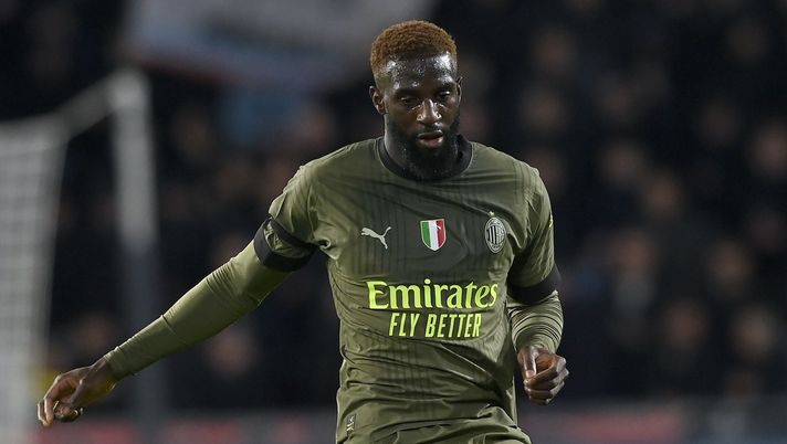 Tiémoué Bakayoko (centrocampista AC Milan) qui durante l'amichevole PSV-Milan 3-0 | News (Getty Images) Tiémoué Bakayoko AC Milan amichevole PSV-Milan 3-0