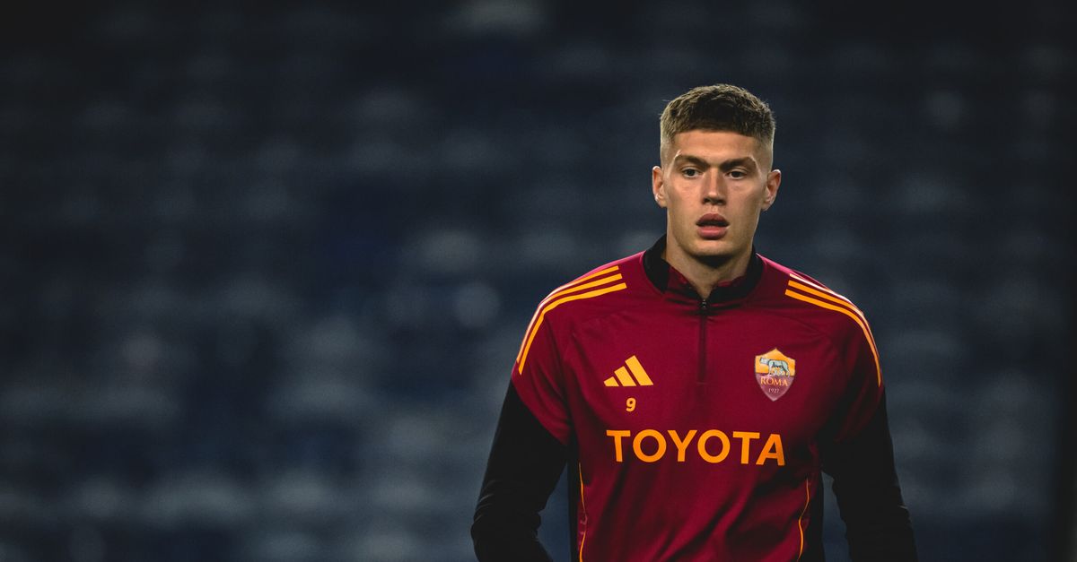 Dovbyk vuole aiutare la Roma nella volata Champions, ecco quando può rientrare