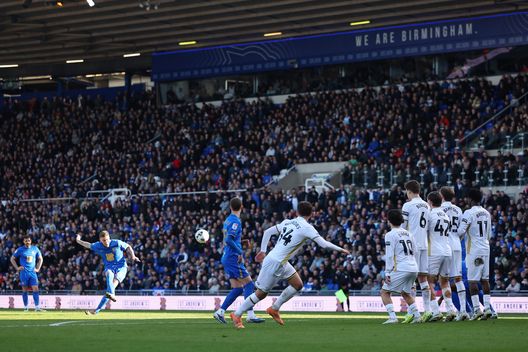 BIRMINGHAM, ENGLAND - MARCH 14: Marvin Ducksch del Birmingham City segna il primo gol della sua squadra durante la partita di Sky Bet Championship tra Birmingham City e Sheffield United allo stadio St Andrew's del Knighthead Park il 14 marzo 2026 a Birmingham, Inghilterra.. (Photo by Matt McNulty/Getty Images) Birmingham, guai per Ducksch: denunciato per guida in stato di ebbrezza- immagine 2