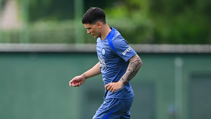 Inter, niente fumata bianca per Satriano: non convinto dal Brest, vuole la Liga. Due le strade - immagine 1