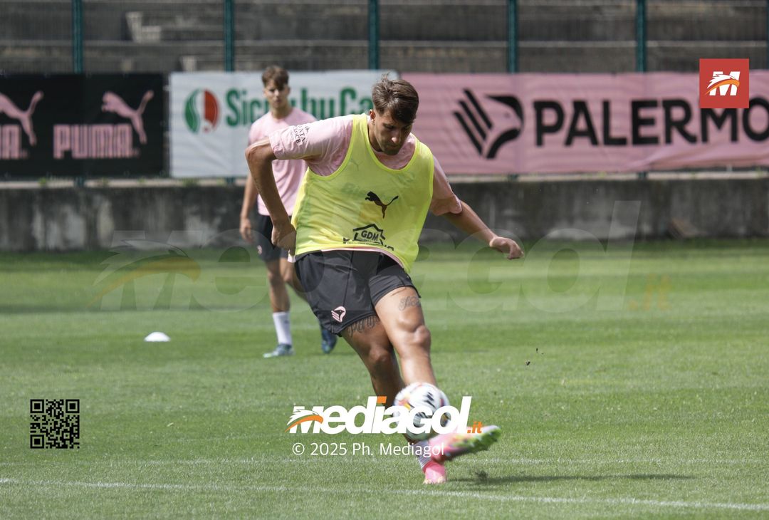 FOTO, l’occhio attento di Pippo Inzaghi al ritiro del Palermo - immagine 60