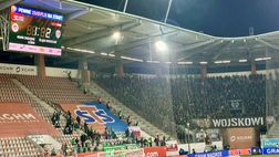 Polonia, derby della Bassa Slesia: rissa fra curve e vittoria in volata della capolista Slask