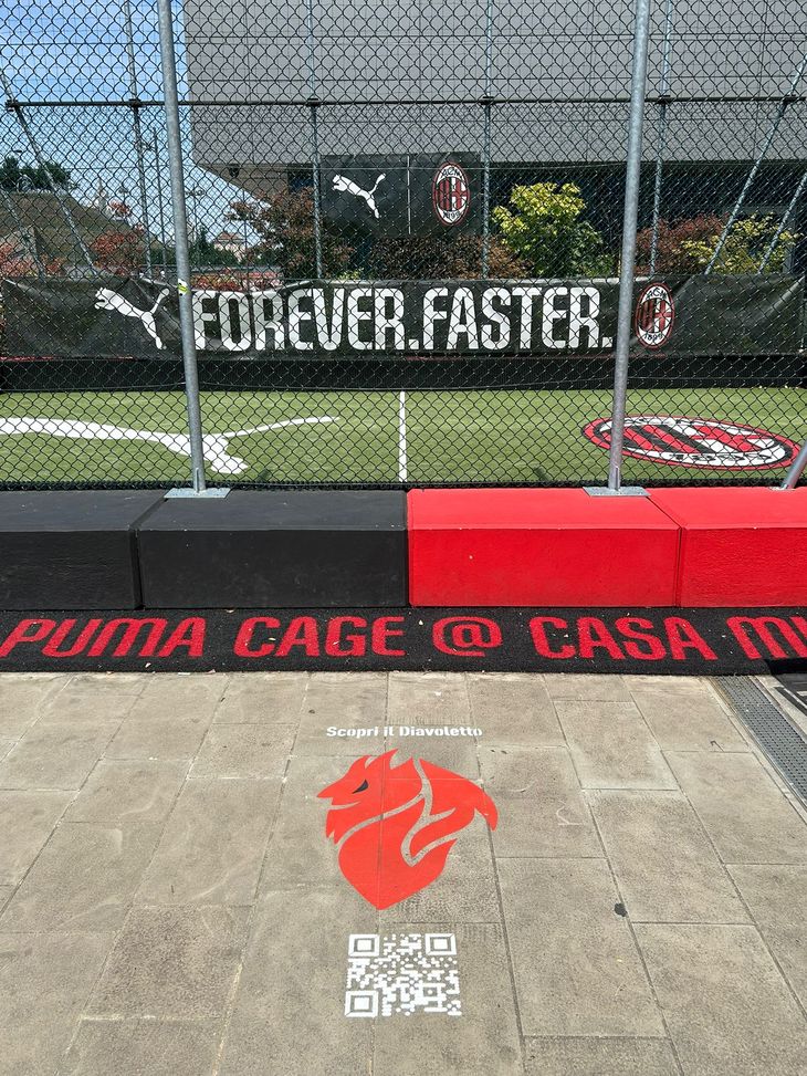 Abbiamo visto in anteprima la seconda maglia del Milan e puoi farlo anche tu- immagine 2