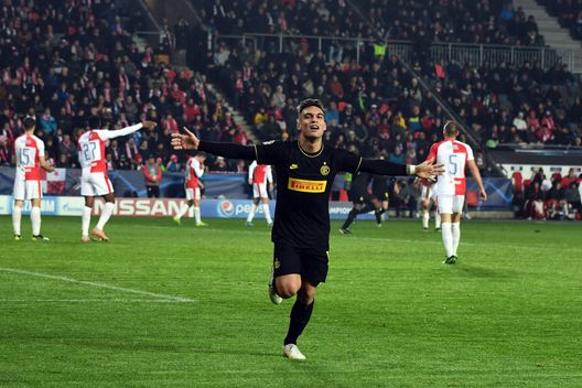 PRAGA, REPUBBLICA CECA - 27 NOVEMBRE: Lautaro Martínez dell'FC Internazionale segna il terzo gol durante la partita del girone F di UEFA Champions League tra Slavia Praga e Inter allo stadio Eden il 27 novembre 2019 a Praga, Repubblica Ceca. (Foto di Claudio Villa - Inter/Inter tramite Getty Images) Inter Slavia Praga