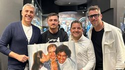 GALLERY Crespo e Denis in visita al Museo di Maradona: tour tra i cimeli di D10S