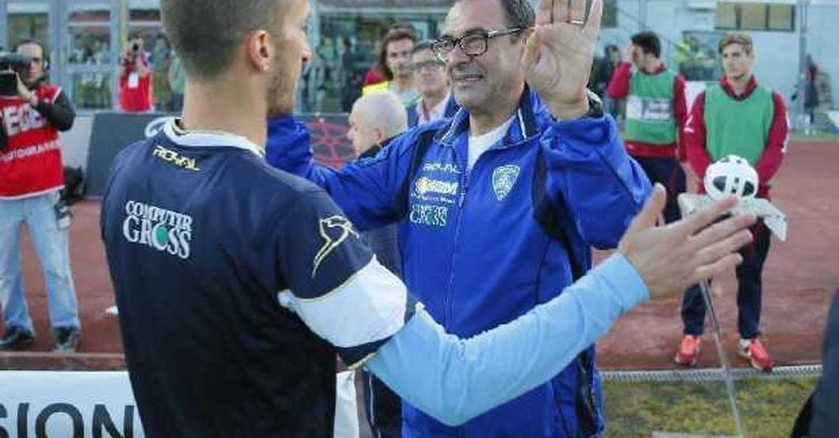 La rivelazione di Valdifiori: "Sarri tornerebbe al Napoli senza pensarci. Per lui parla il campo"