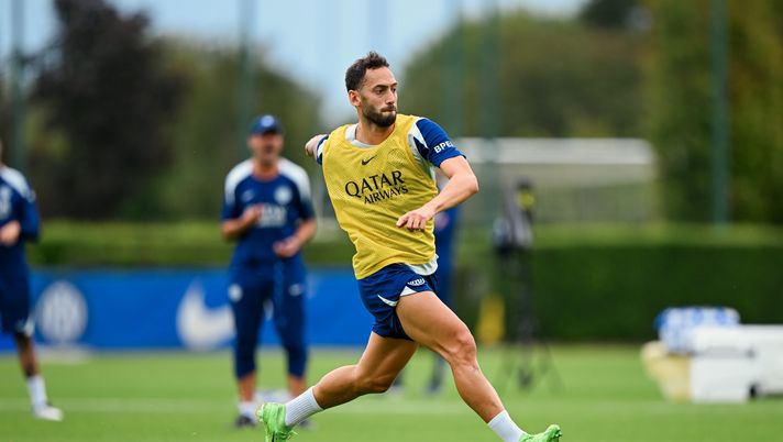 Vernazza: “È l’Inter a rischiare di più. Per Chivu è già tempo delle scelte: Calhanoglu…” - immagine 1