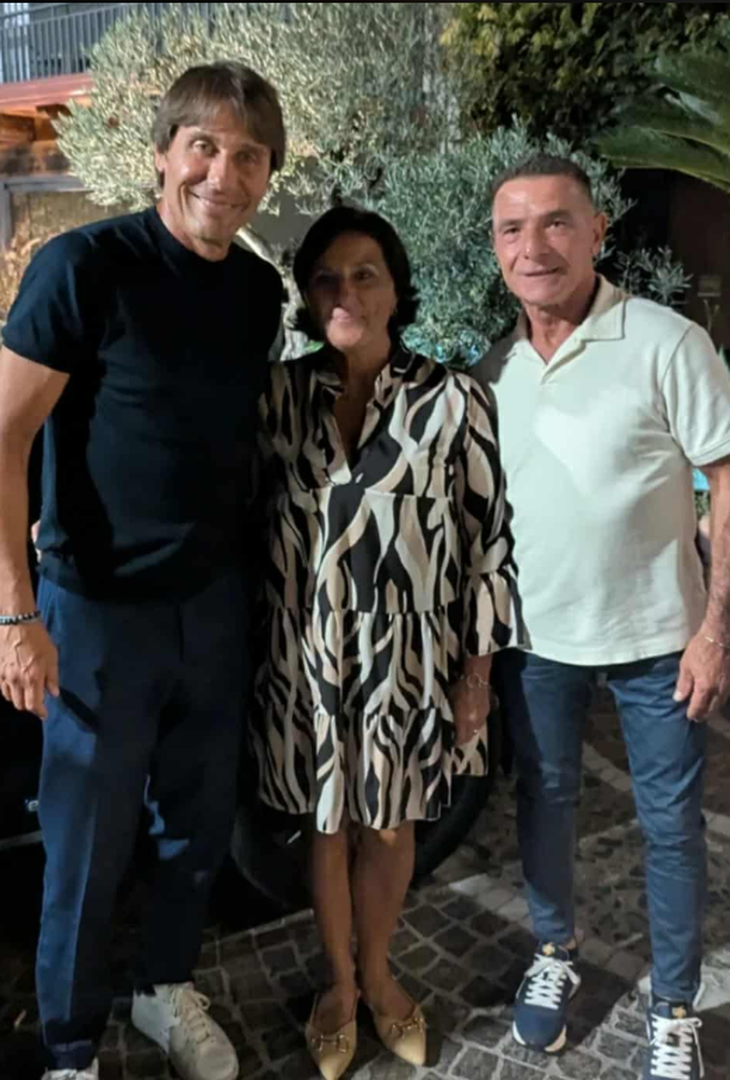 Conte, tra scaramanzia e voglia di vivere la città: ecco dove è stato ieri – GALLERY - immagine 4