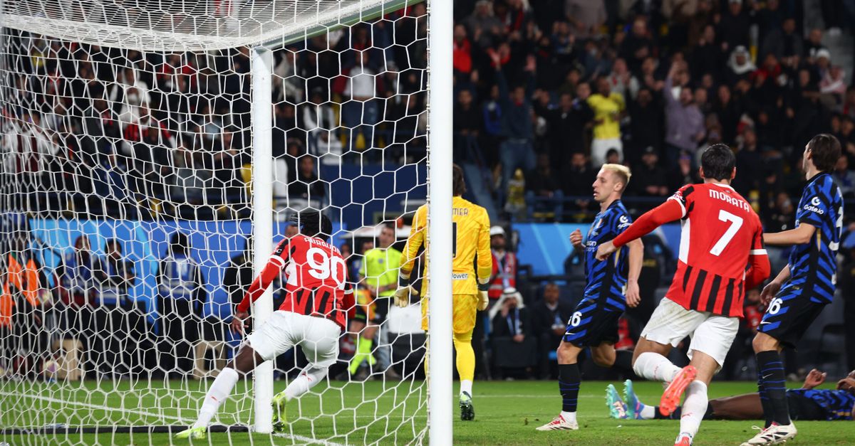 bernardi derby particolare per il milan nella scorsa stagione rivedere allegri 8230 da Pianetamilan.it bernardi derby particolare per il milan nella scorsa stagione rivedere allegri 8230