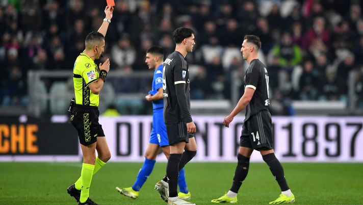 Espulsioni a tempo, pronta una nuova rivoluzione: la sperimentazione in FA Cup - immagine 1