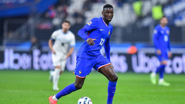 PARIS, FRANCE - NOVEMBER 14: Randal Kolo Muani of France runs with the ball during the UEFA Nations League 2024/25 League A Group A2 match between France and Israel at Stade de France on November 14, 2024 in Paris, France. (Photo by Franco Arland/Getty Images) kolo muani
