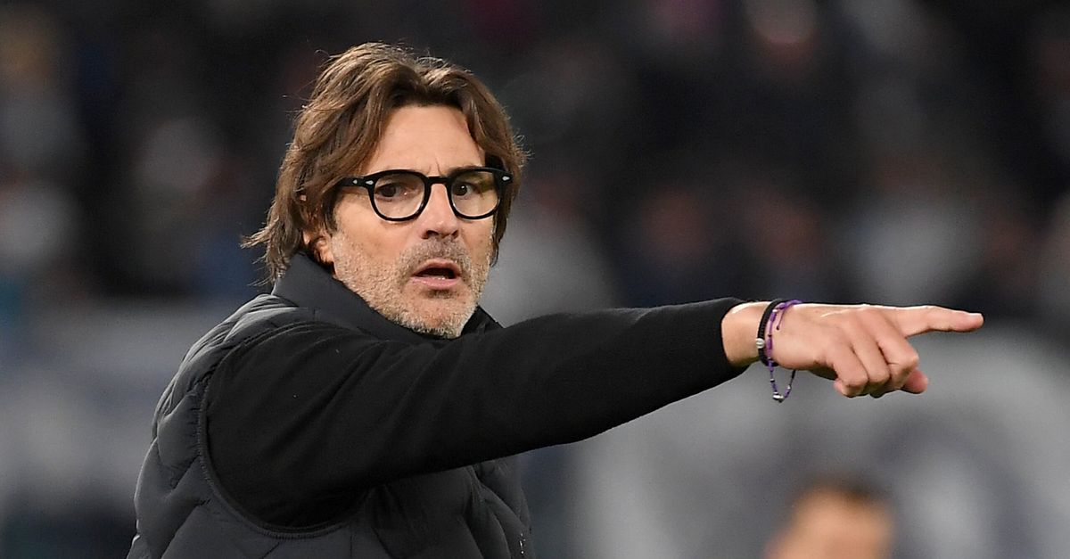 Vanoli: "Siamo arrabbiati, ma la Fiorentina sta uscendo fuori. Serve un po' di pazienza"