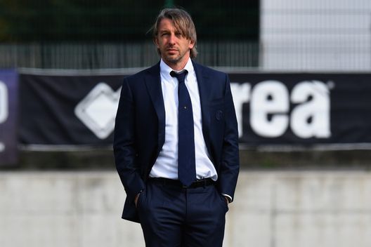 L'allenatore Stefano Vecchi dell'FC Internazionale U19 guarda prima della partita della Viareggio Cup tra FC Internazionale U19 e Parma Calcio U19 il 26 marzo 2018 a La Spezia, Italia. (Foto di FC Internazionale/FC Internazionale tramite Getty Images) Stefano Vecchi