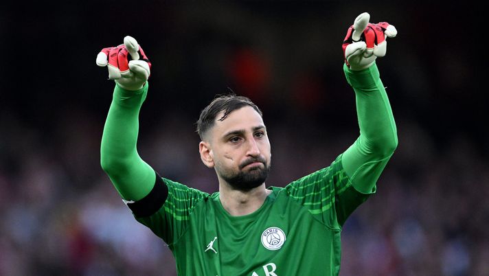 LONDON, ENGLAND - APRIL 29: Gianluigi Donnarumma of Paris Saint-Germain celebrates after teammate Ousmane Dembele (not pictured) scores his team's first goal during the UEFA Champions League 2024/25 Semi Final First Leg match between Arsenal FC and Paris Saint-Germain at Emirates Stadium on April 29, 2025 in London, England. (Photo by Justin Setterfield/Getty Images) PSG-Inter, la resa dei conti: il percorso che ha portato alla finale - immagine 1