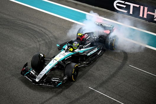 (Getty Images) Hamilton: “Darò tutto per la Ferrari. Evitavo sempre il box rosso perché…”- immagine 2
