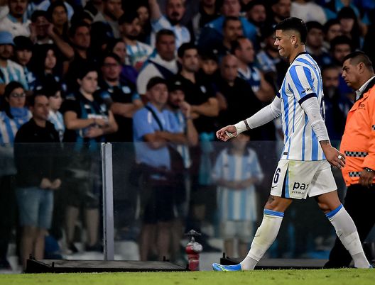 La serata folle di Rojo: regala un gol, pugno a M. Quarta ed rosso. Poi insulta l’arbitro: “Hijo de pu**”- immagine 2